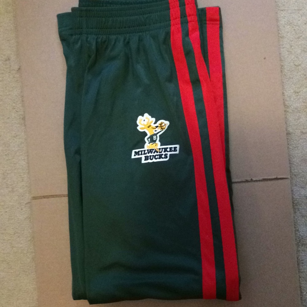 Milwaukee Bucks Adidas Breakaway Authentic Warmups